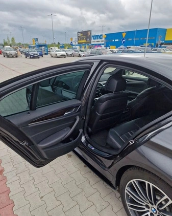 BMW Seria 5 cena 164900 przebieg: 67000, rok produkcji 2017 z Piaseczno małe 352